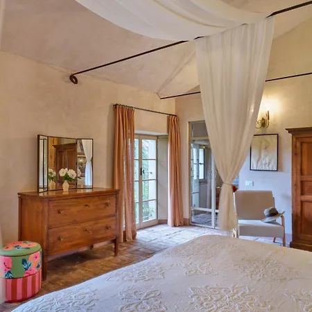 Farm stay La Pescaia Resort
