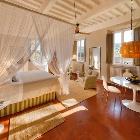 Farm stay La Pescaia Resort